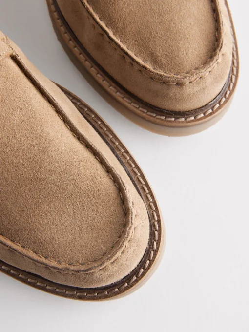 Sand Suede Apron Chukka Boots